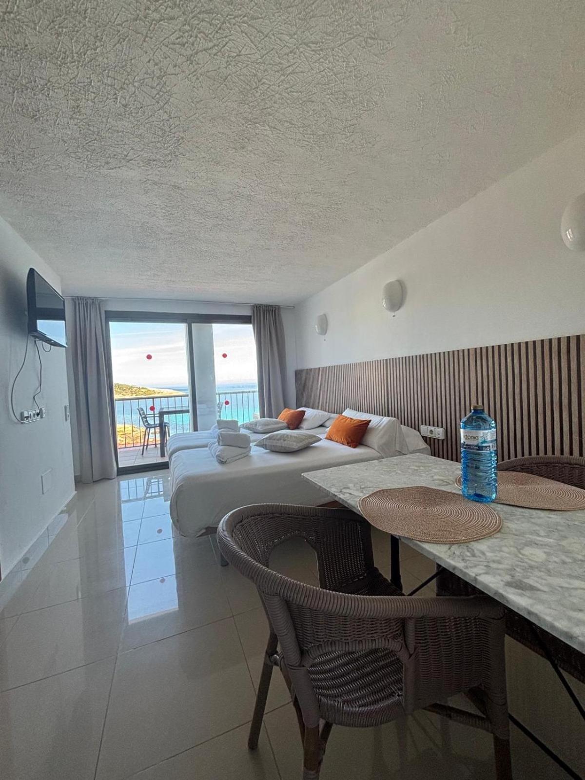 Es Grop Apartamentos Portinatx Exterior foto